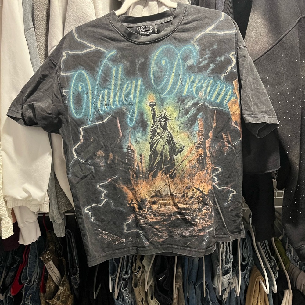 Graphic Tee - Black
